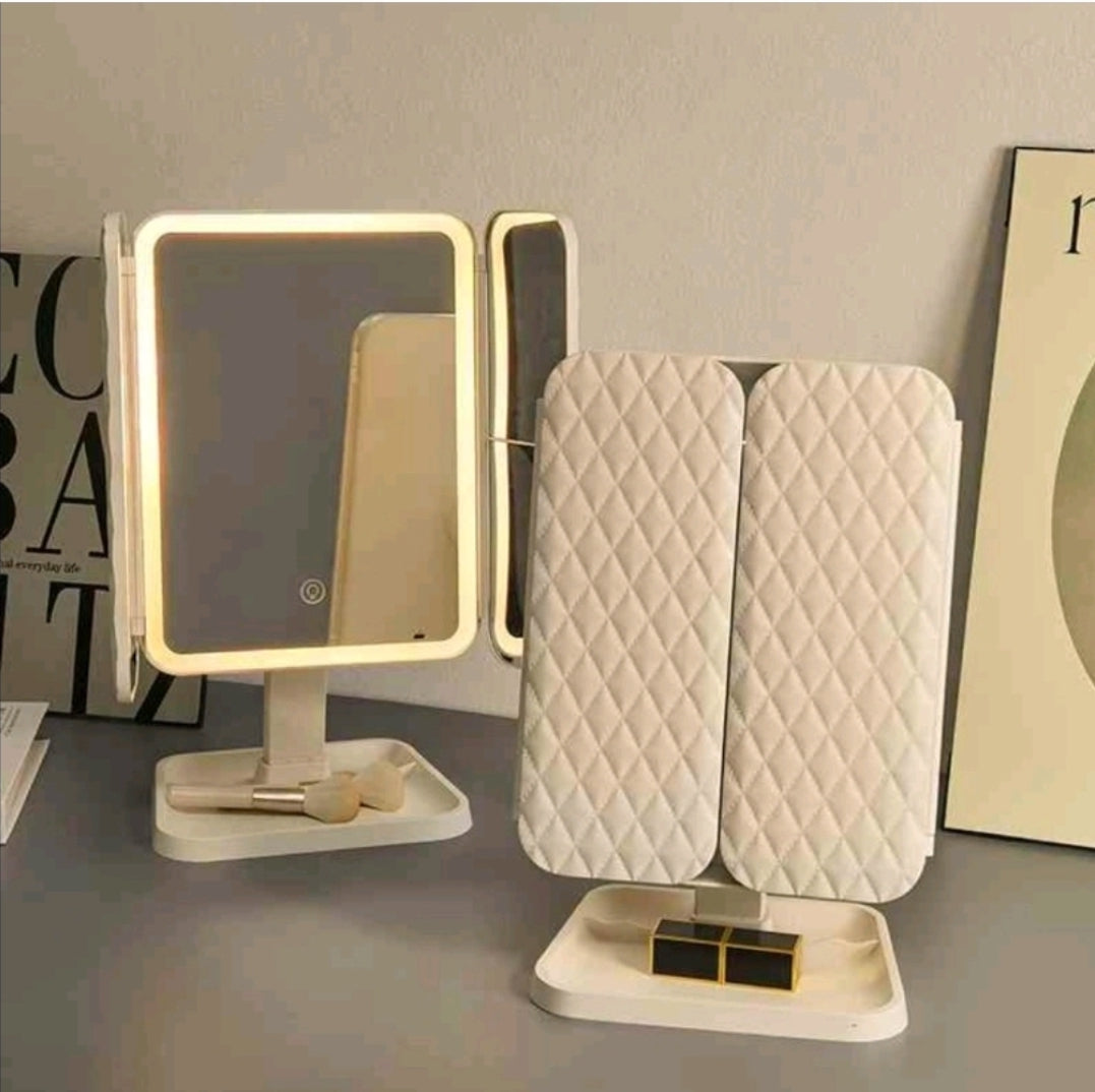 LED Ogledalo za sminkanje...