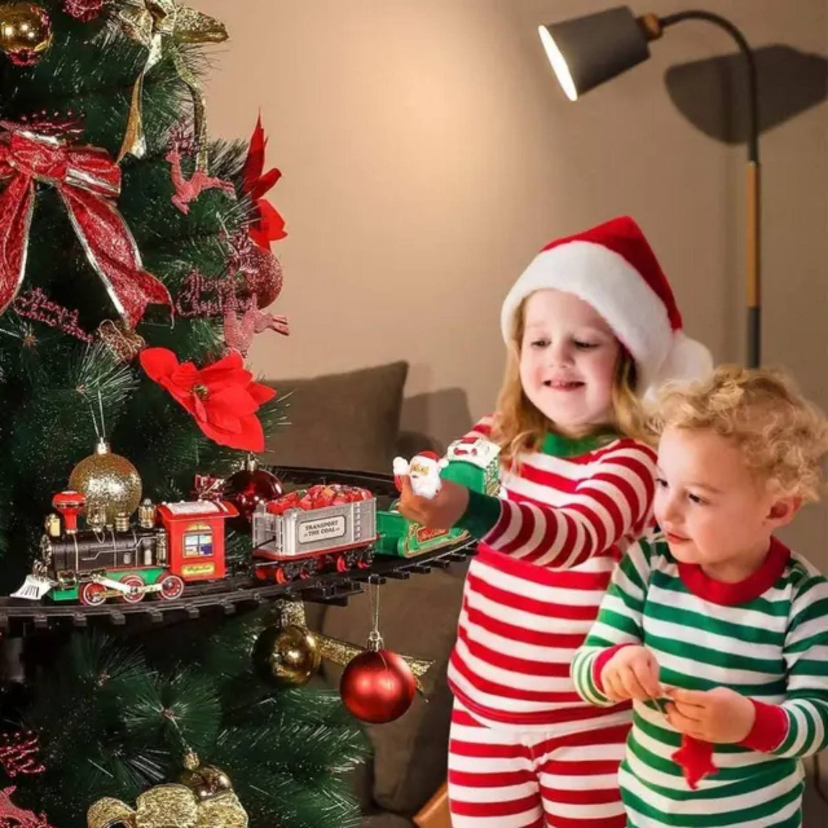 Novogodisnji vozic oko jelke...