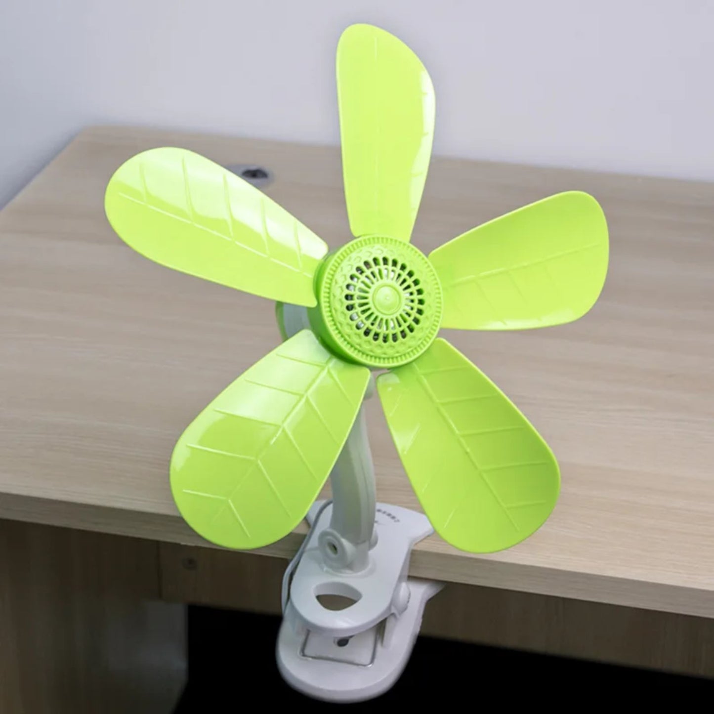 Stoni ventilator sa stipaljkom...
