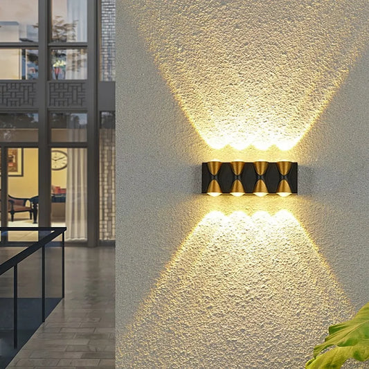 LED Zidna lampa...