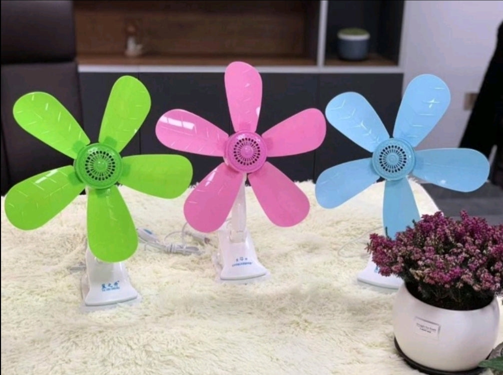 Stoni ventilator sa stipaljkom...