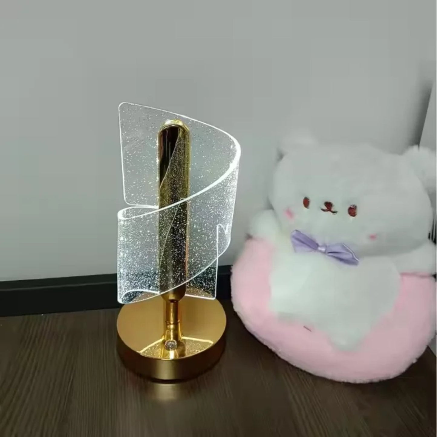 Kristalna Spiralna Stona Lampa...