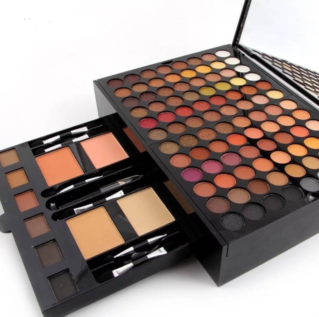 Set paleta sminke sa ogledalom Miss Rose...